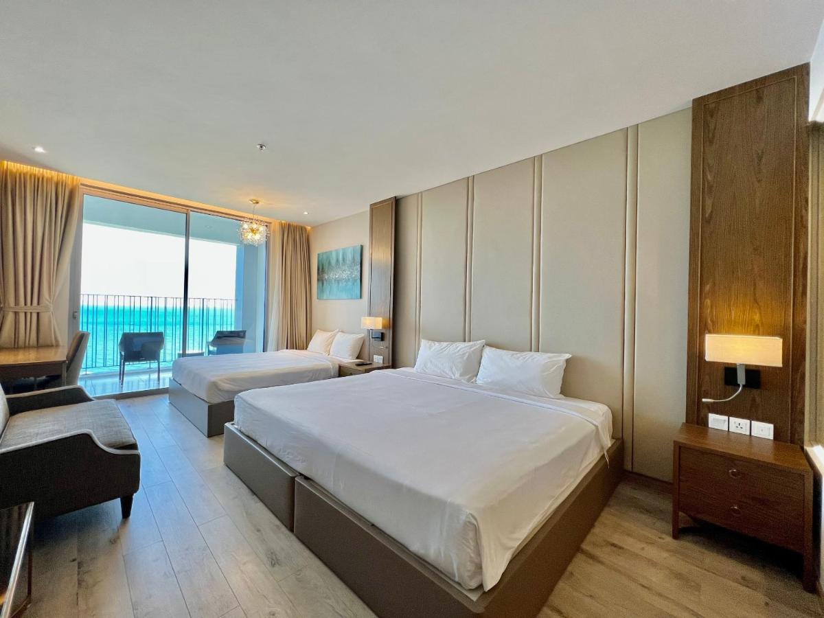 Panorama Central Nha Trang- Vietnam'S Highest Infinitive Rooftop Pool Exterior photo
