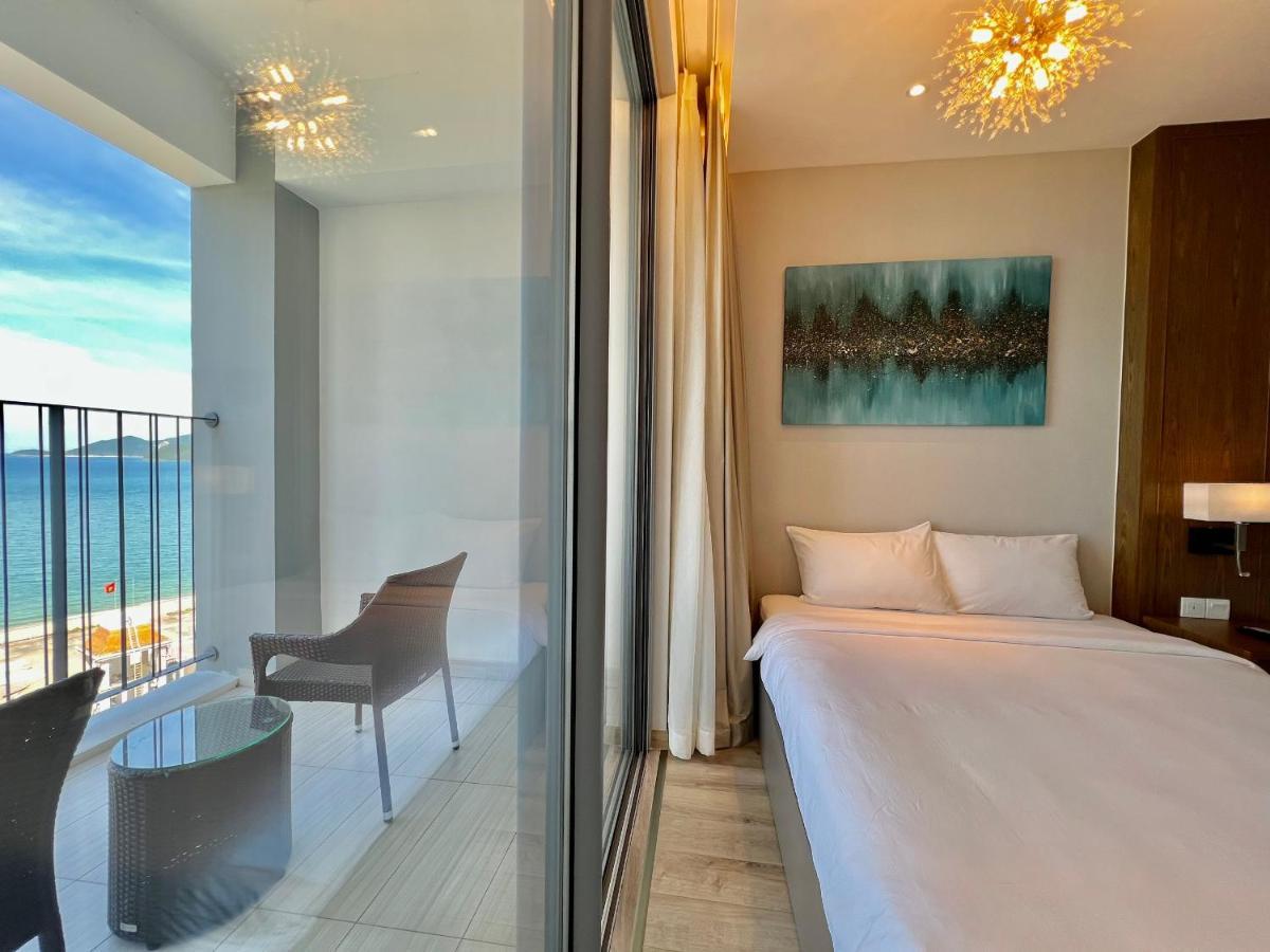 Panorama Central Nha Trang- Vietnam'S Highest Infinitive Rooftop Pool Exterior photo